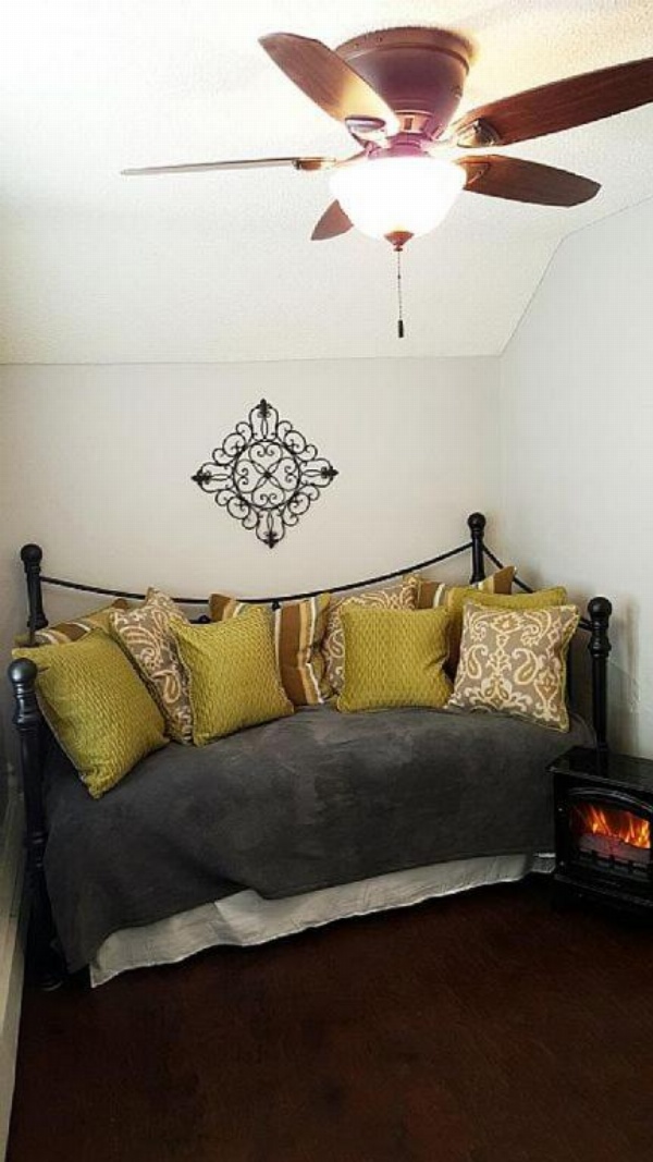 Yellowstone House of the Three Bears 2 Blocks to Downtown image 12